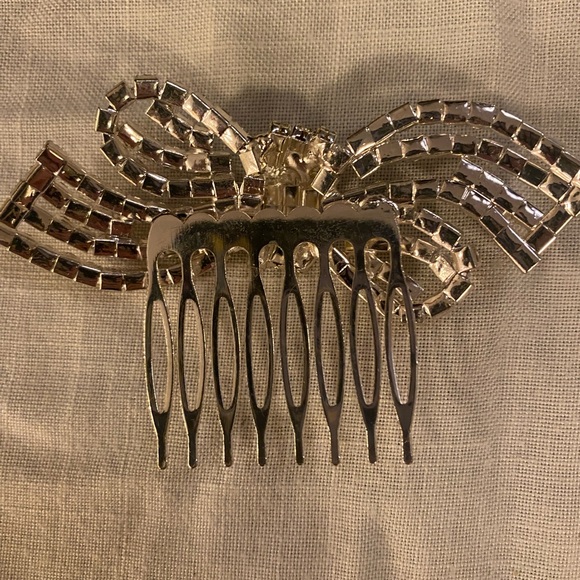 Vintage Rhinestone Comb - Picture 3 of 3